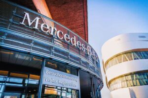 Mercedes-Benz UK Dealerships Closure