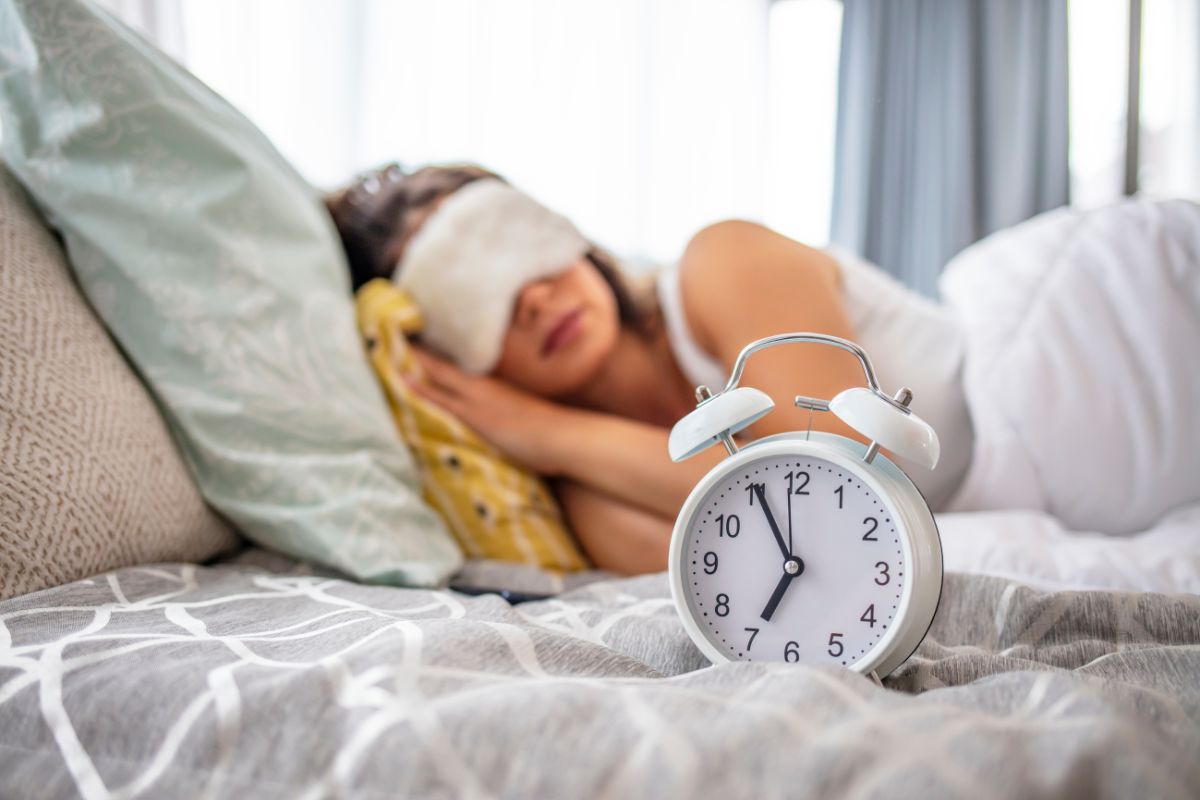 How to Fix Your Sleep Schedule Naturally?